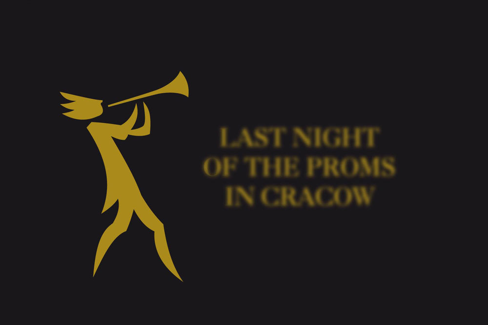 Obraz w formie logo wydarzenia. Po lewej stronie schematyczna postać trębacza w smokingu idącego od lewej do prawej z zadartą do góry schematyczną trąbką. W centrum i po prawej rozmyty napis: LAST NIGHT OF THE PROMS IN CRACOW. Wszystko w kolorze złotym na czarnym tle.